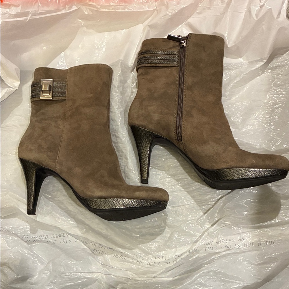 Elegant Brown High Heel Ankle Boots